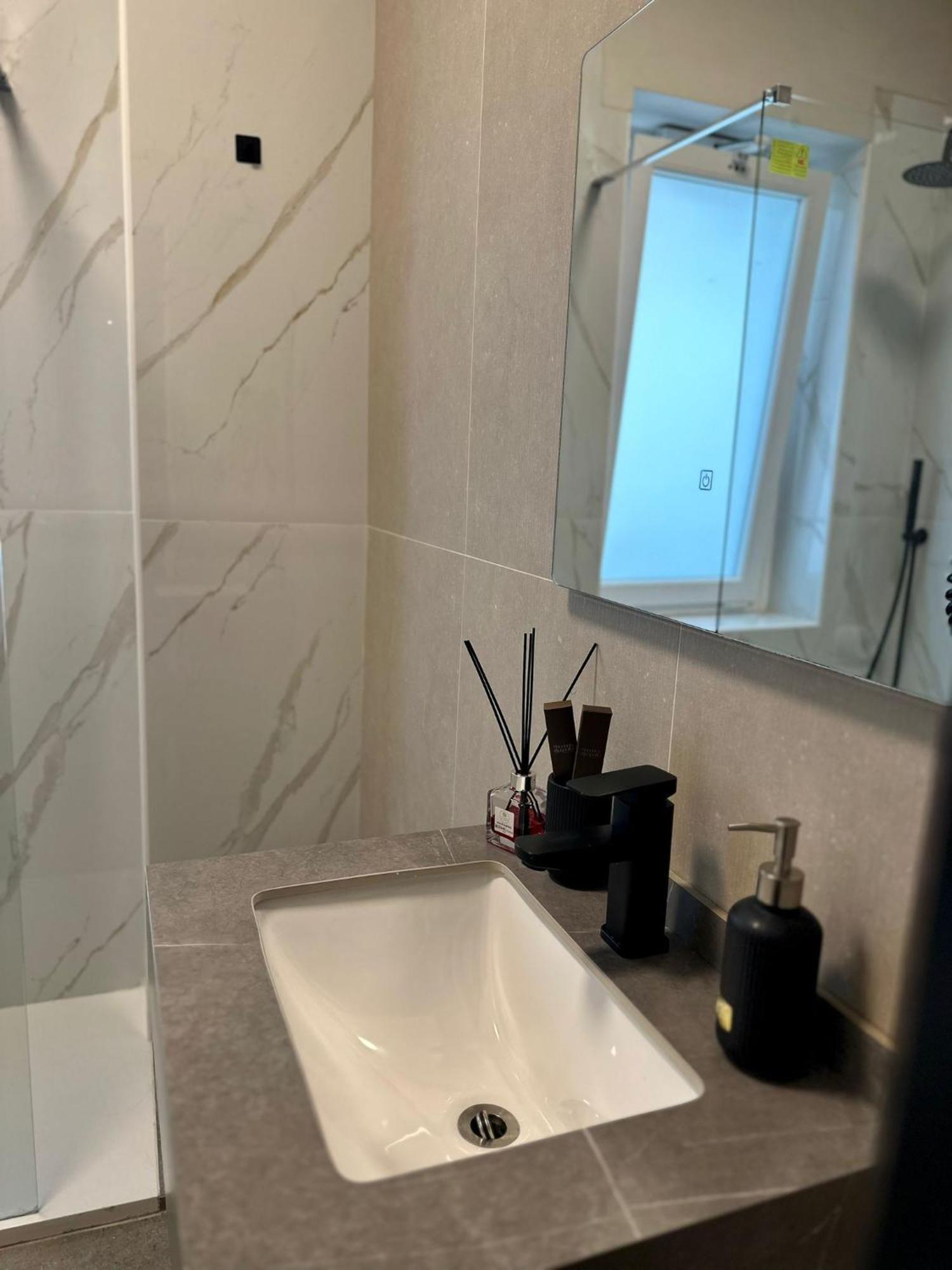 Golden Palm B&B Бари Екстериор снимка